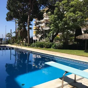 https://romantico-piso-de-la-playa-fenals.topcostabravahotels.com