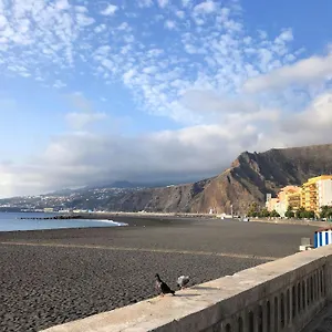 Lovely On 2 Floors With Sea View , Santa Cruz de la Palma (Isla de la Palma) Spanien