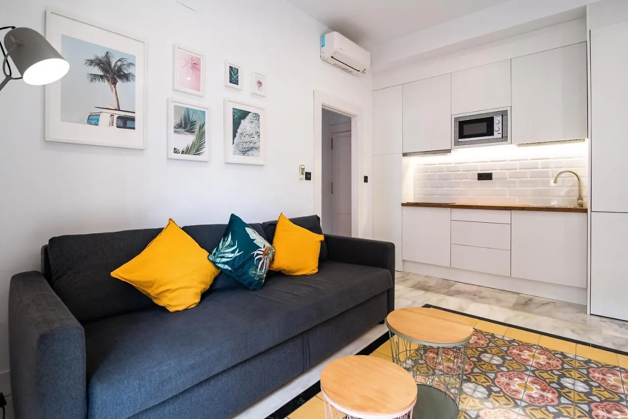 Granadi Apartamentos Granada Apartment