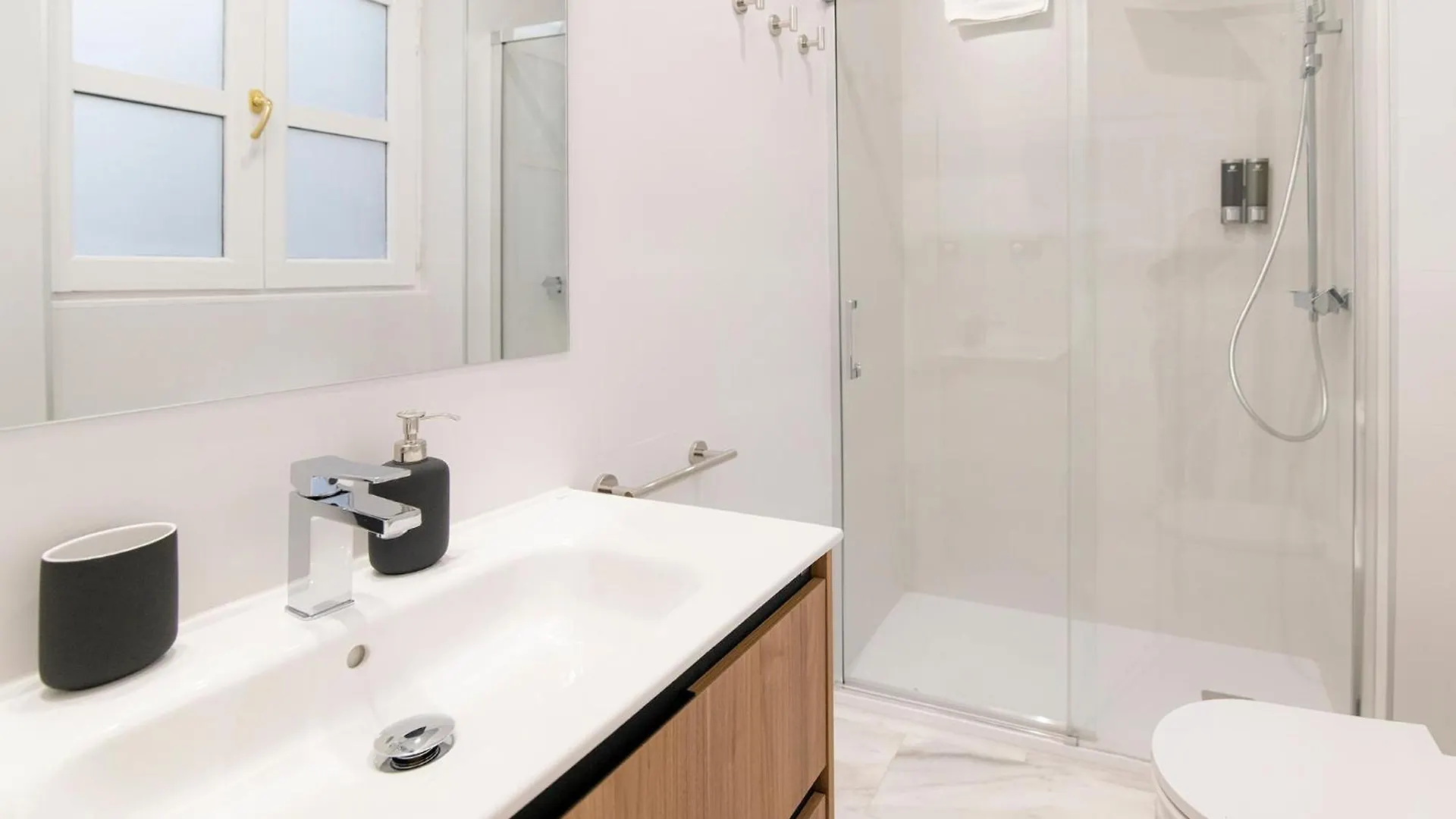 Apartment Granadi Apartamentos Granada Spain